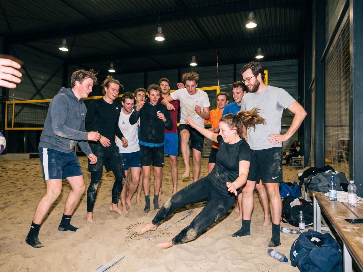 Beachvolleybal in de hal